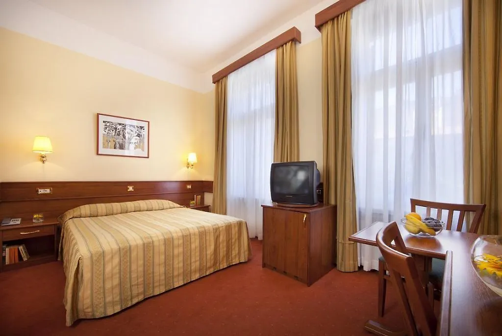 Hotel Bellevue - Liburnia Abbazia
