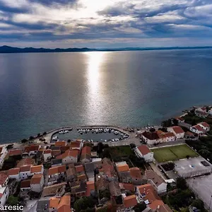 https://kresimirova-apartment.hotelinzadar.com